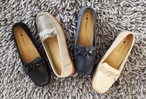 Link to the L J & R Footwear Ltd website